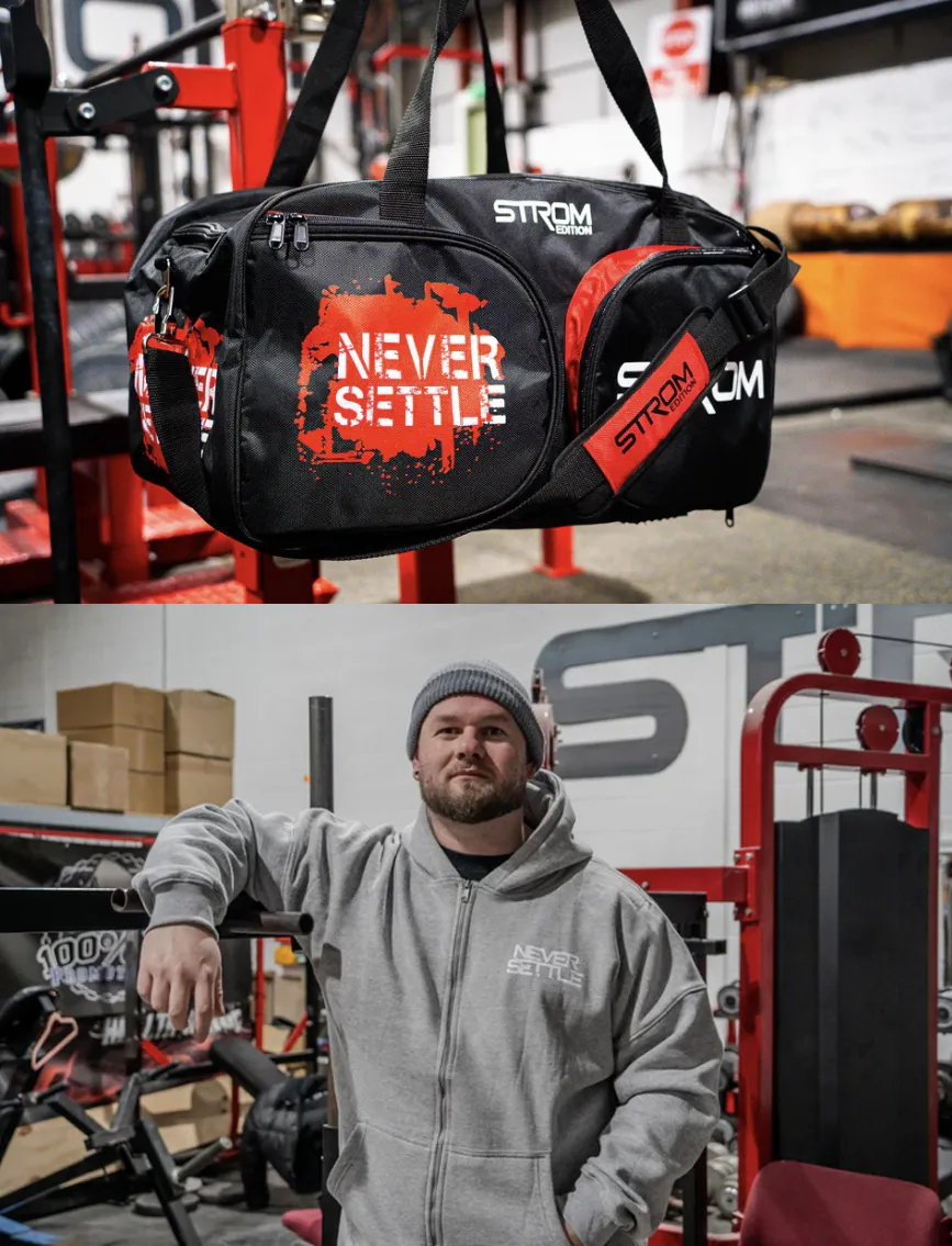 1/2 PRICE HOODIE WITH STROM BAG