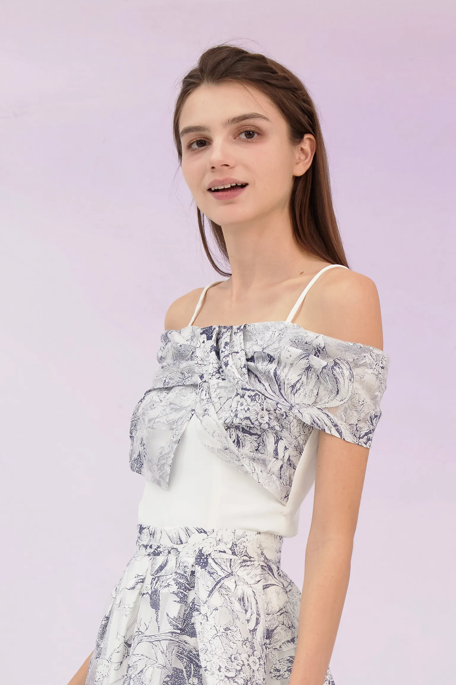 Grazia White With Blue Print Top