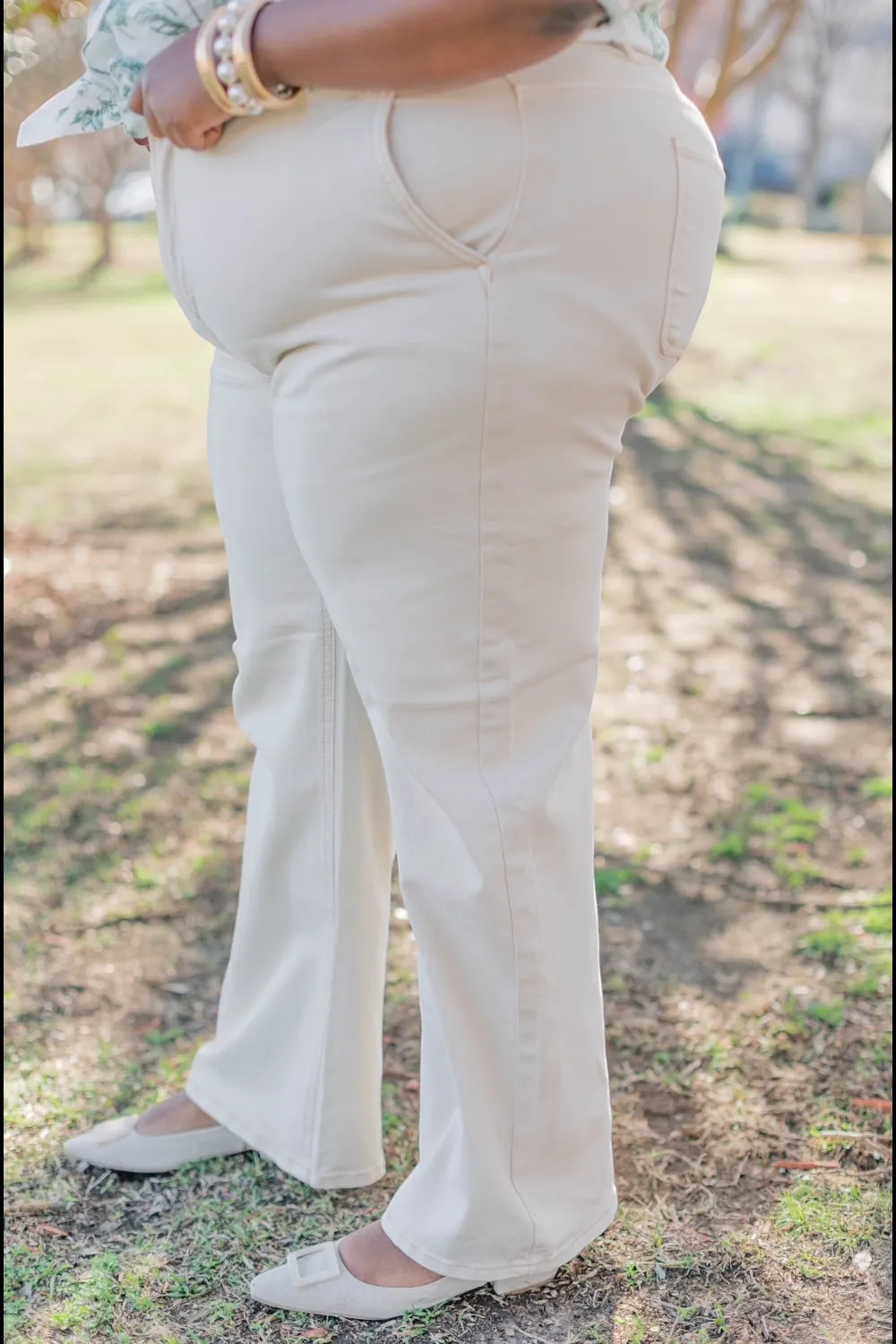 Ivory Mid-Rise Wide Leg Crop (0-22)