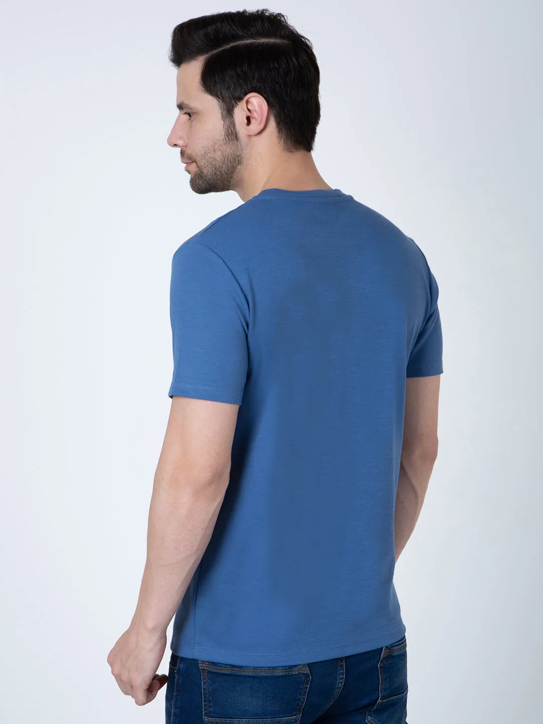 Men Round Neck Blue T-Shirt