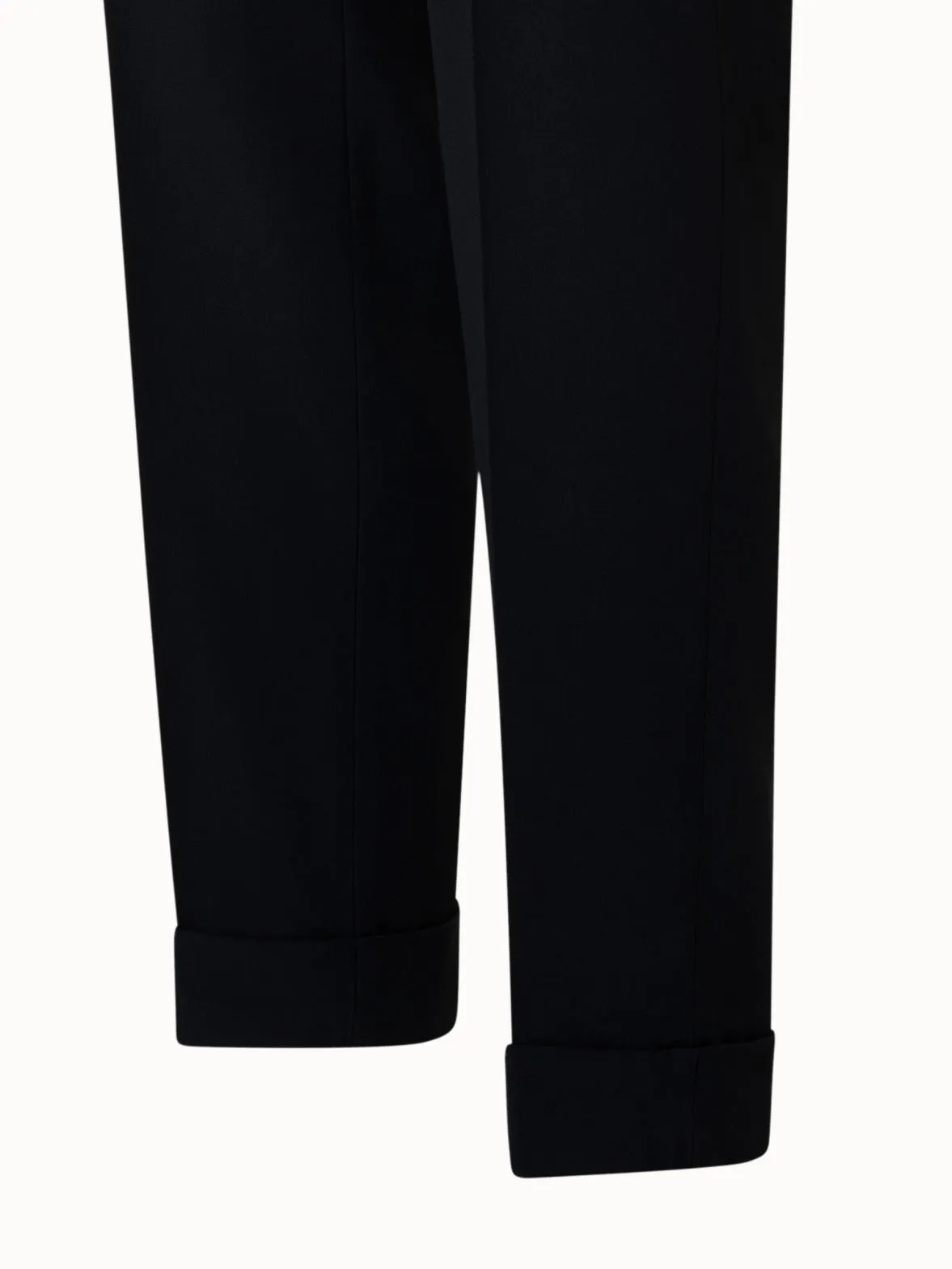 Tapered Hose aus Viskose-Crêpe
